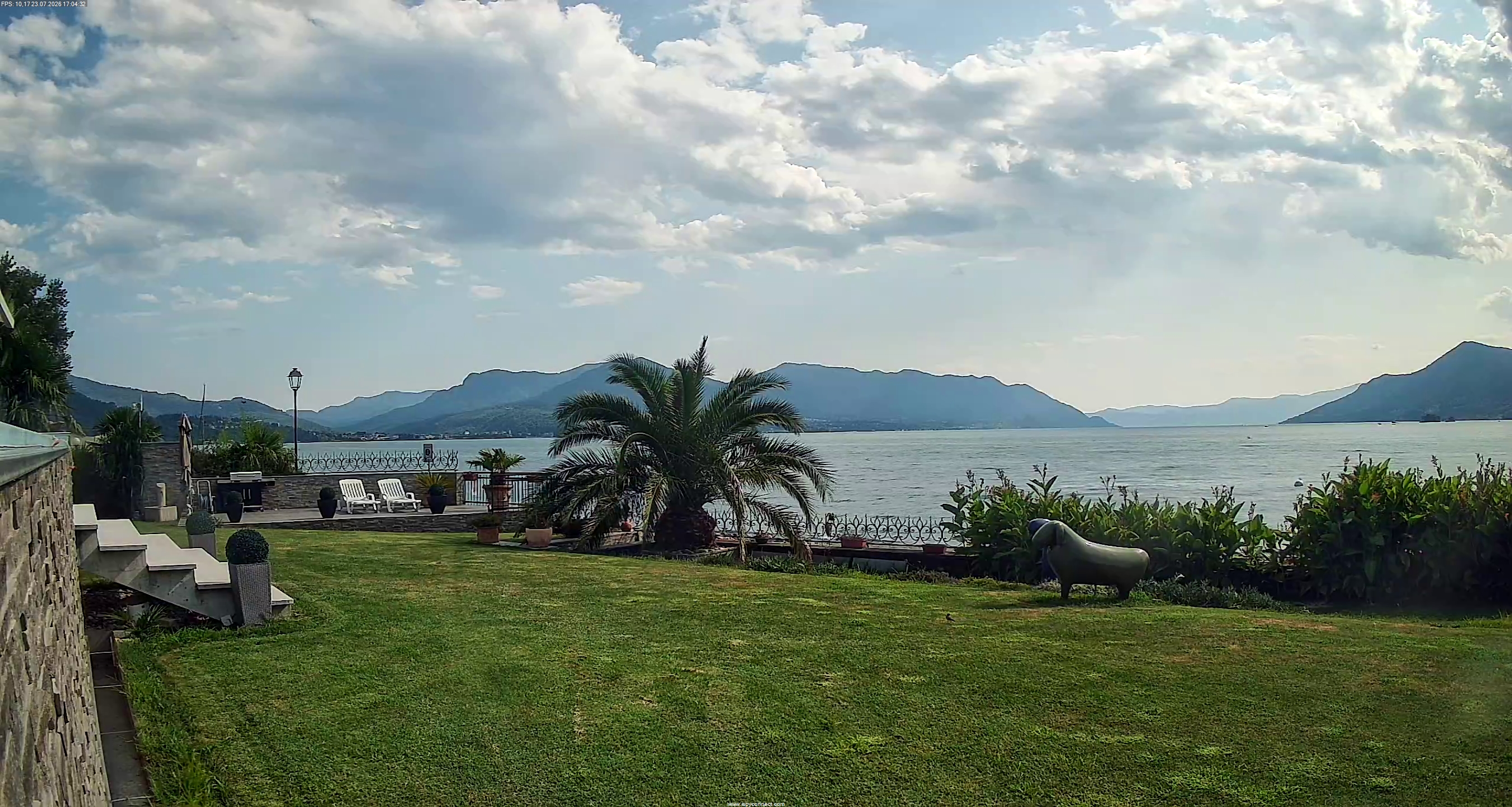 Preview delle webcam di Maccagno con Pino e Veddasca